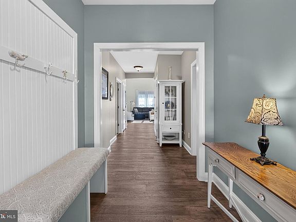 5th image of 22542 Bradbury Way