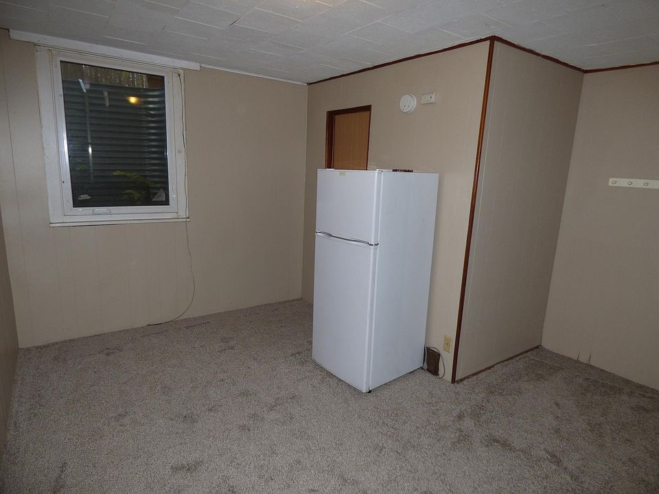2nd image of 1020 W Center St APT 3
