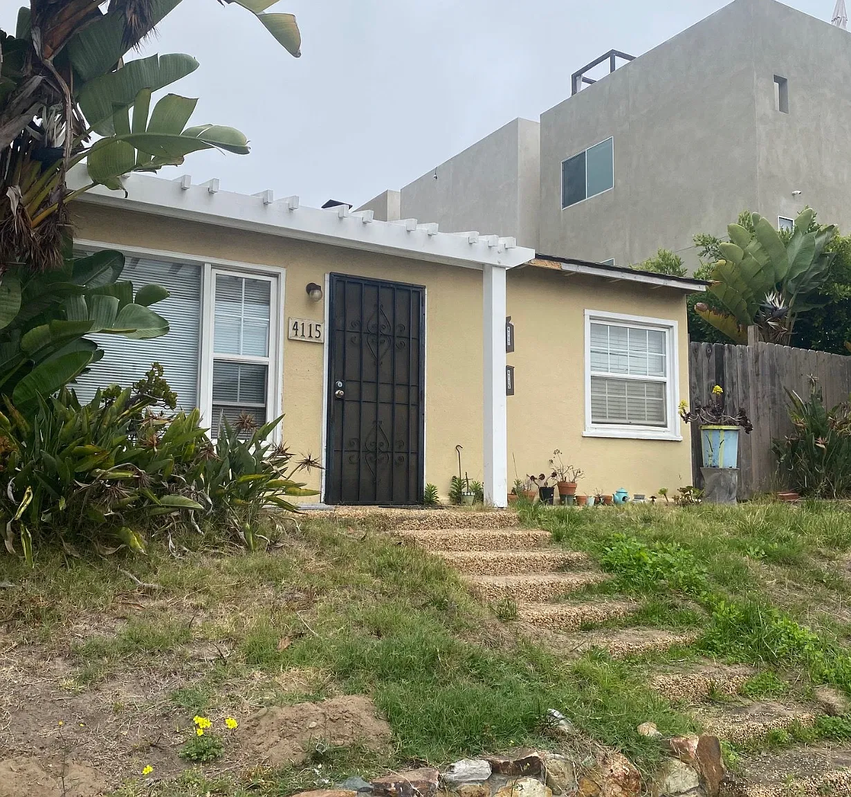 3 bed, 1050 sqft, $5,495 — Photo 1
