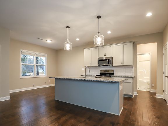 Center Kitchen Island