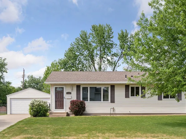 3697 75th St E, Inver Grove Heights, MN 55076