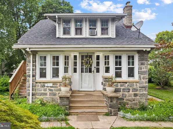 411 W Magnolia Ave, Aldan, PA 19018