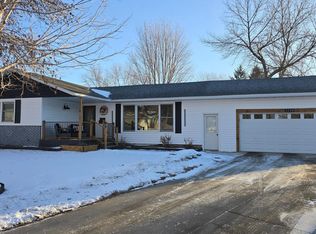 1114 Bruce Cir, Marshall, MN 56258