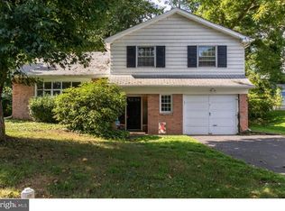 8012 Ellen Ln, Cheltenham, PA 19012