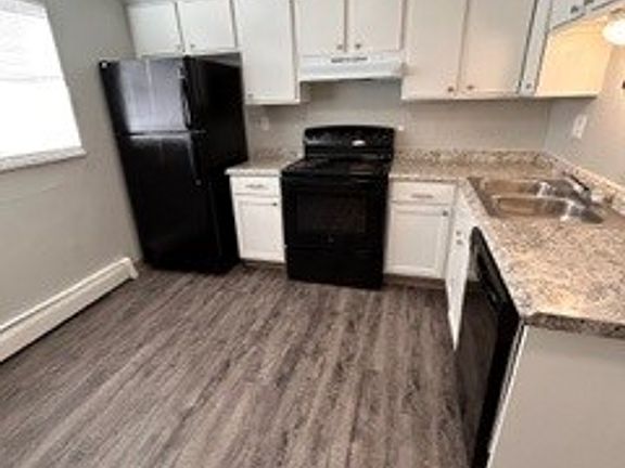 4th image of 4025 Ruskin Way Unit B