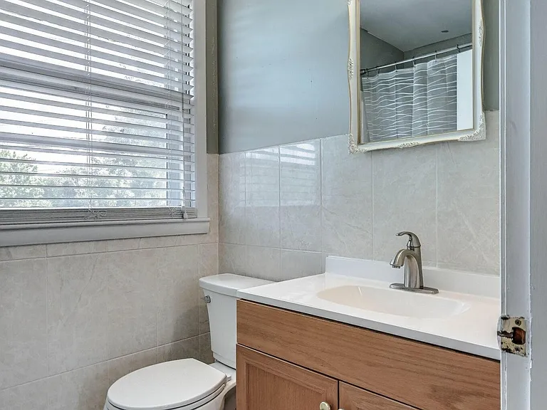 655 Harding Pl — Photo 31