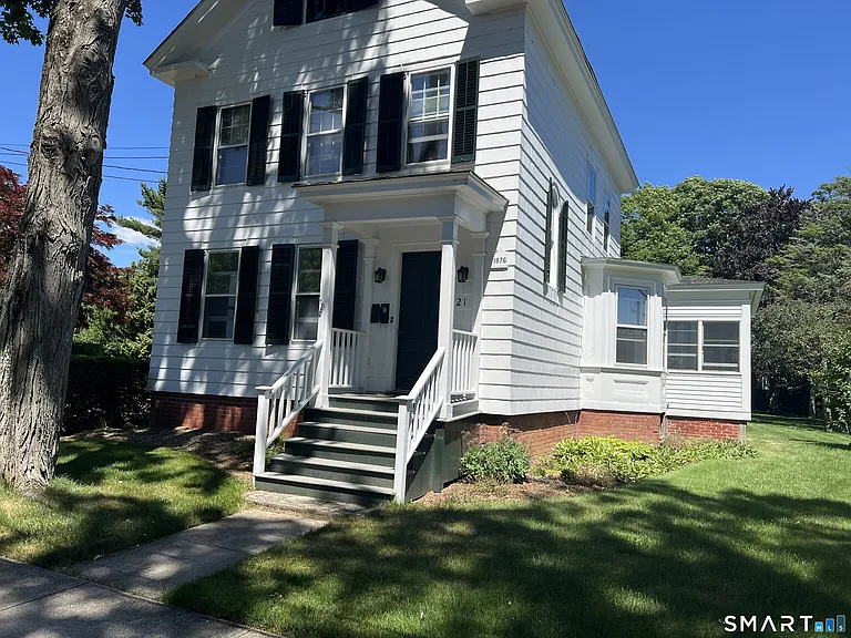 21 Pearl St — Photo 2