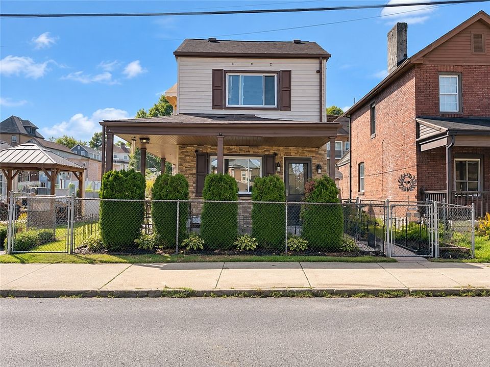 1st image of 230 E 19th Ave