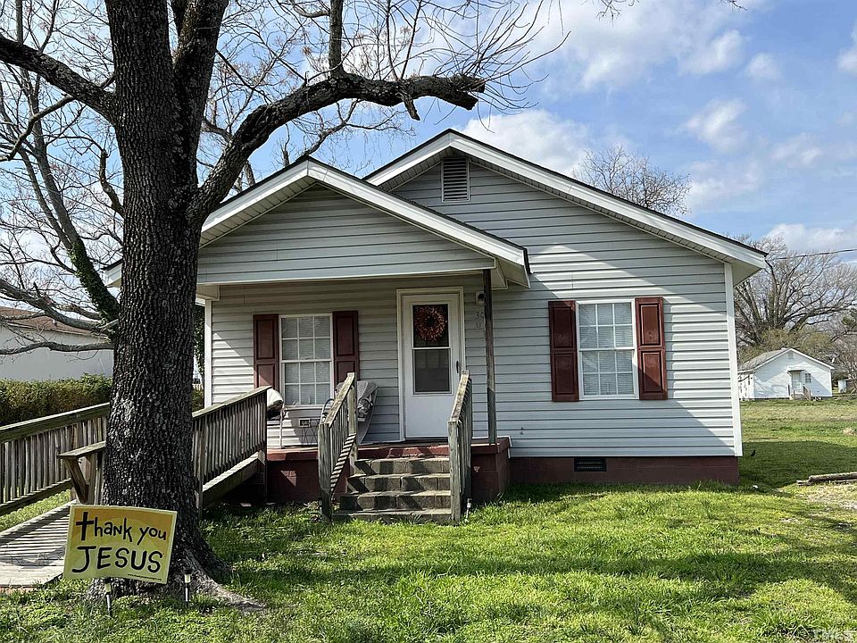 1st image of 301 N Elm Ave