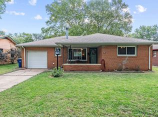 932 N El Paso Dr, Derby, KS 67037