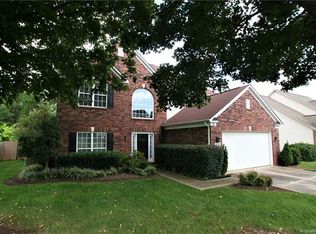 8218 Lynnewood Glen Dr, Charlotte, NC 28269