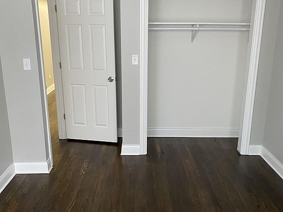 3rd image of 7827 S Essex Ave #2A