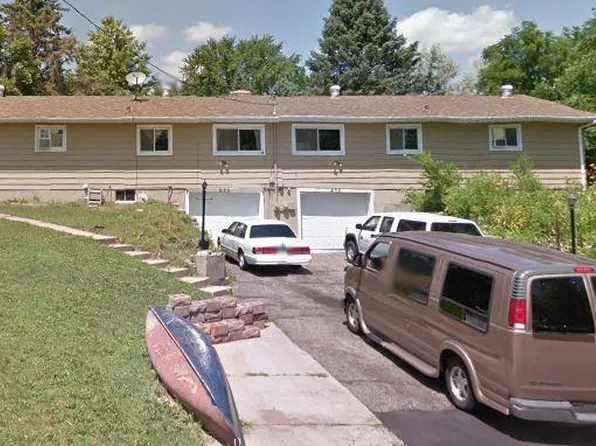 675 Farm Rd, Eagan, MN 55123