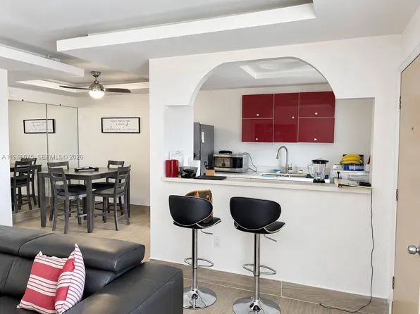 16900 NE 14th Ave APT 209, North Miami Beach, FL 33162