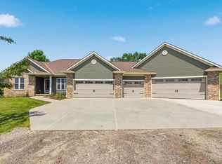 22354 Pioneer Trl, Council Bluffs, IA 51503