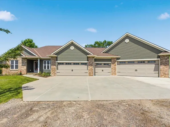 22354 Pioneer Trl, Council Bluffs, IA 51503