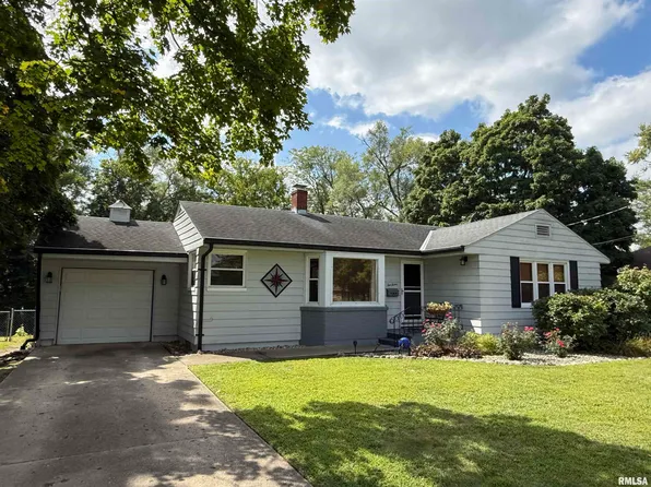 1012 2nd St, Lacon, IL 61540