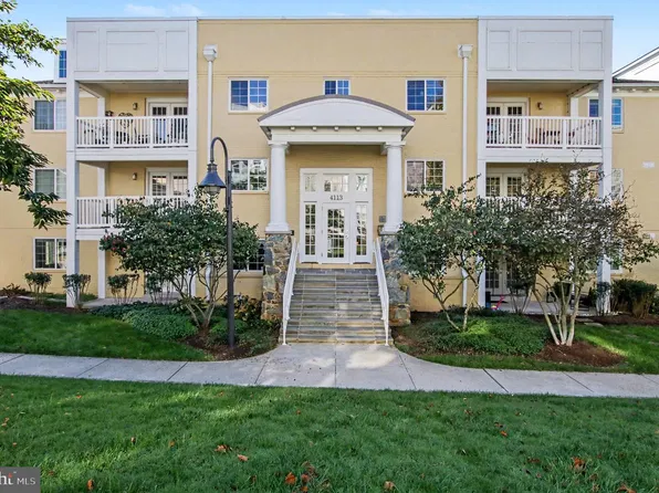 4113 S Four Mile Run Dr Unit 103, Arlington, VA 22204