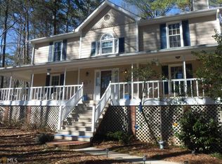 6828 Greenoak Dr, Douglasville, GA