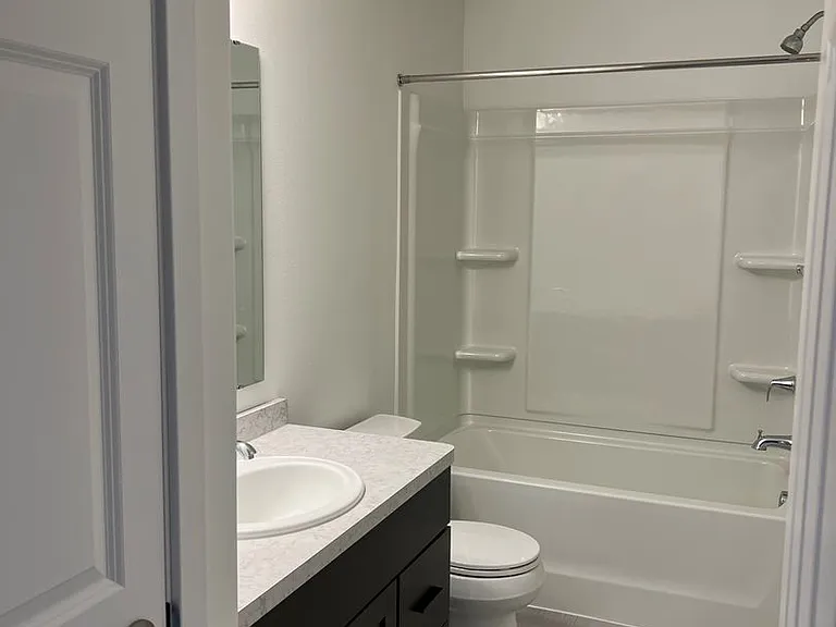 302 Torontos Ct #A — Photo 12