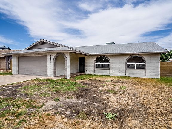 3rd image of 9457 N 50th Dr
