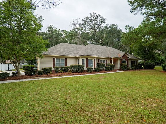 2nd image of 4715 Woodland Point