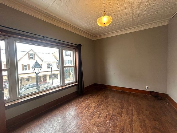2nd image of 223 S Broad St