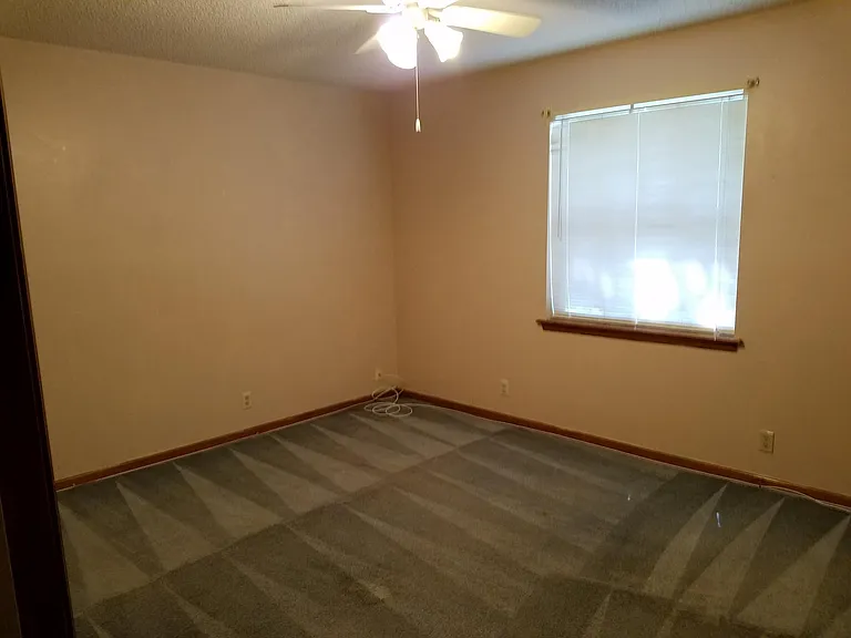 1807 Shadowlawn Dr — Photo 15