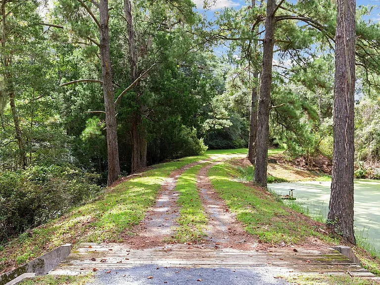 4136 Ashley River Rd — Photo 5