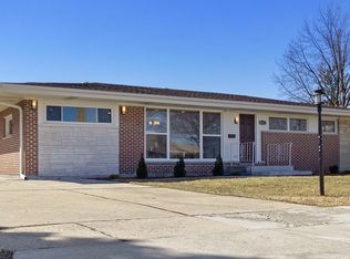 8123 W Leland Ave, Norridge, IL