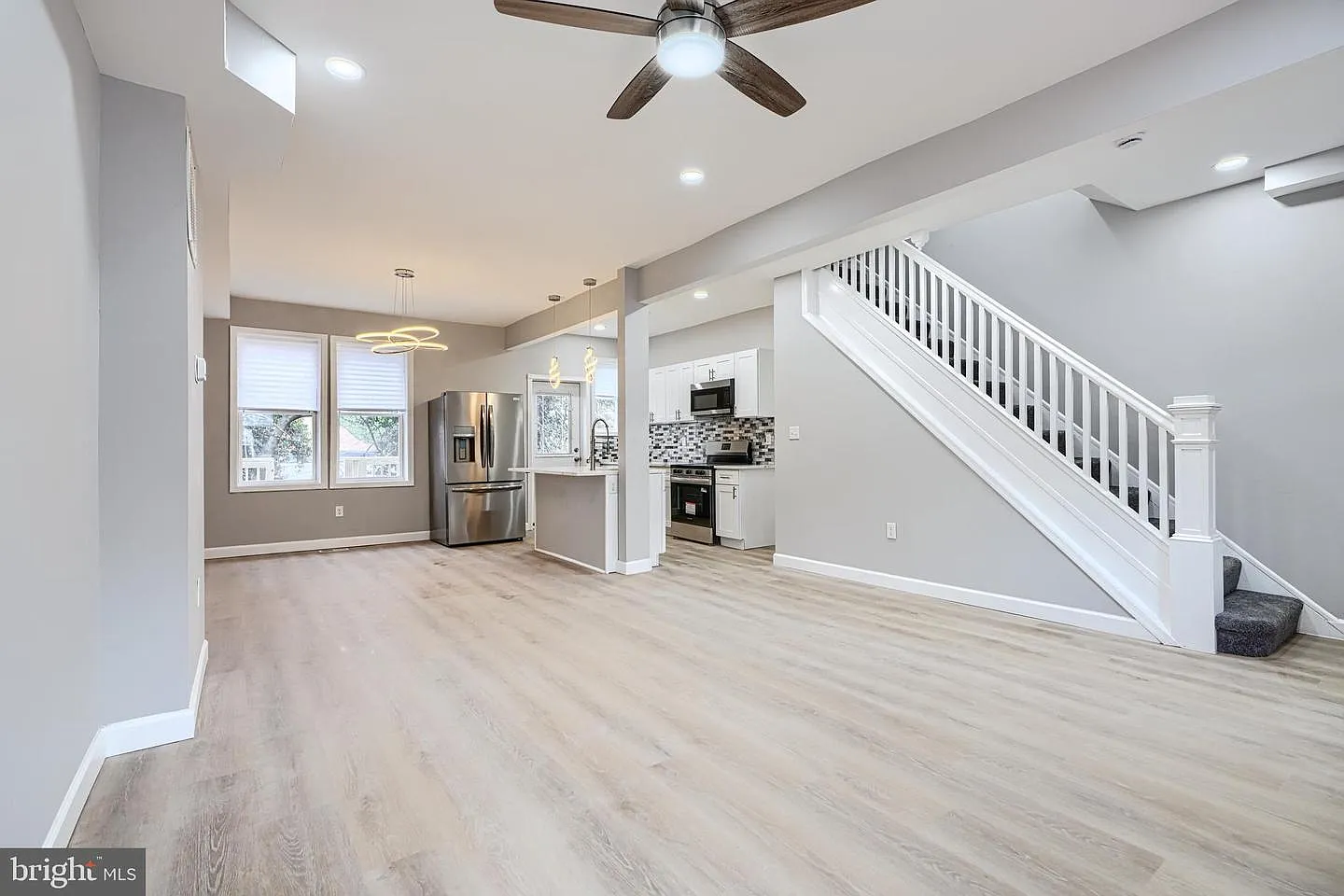 3953 Wilsby Ave photo 1