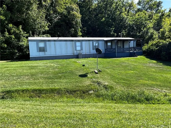 48830 Seneca Lake Rd, Sarahsville, OH 43779