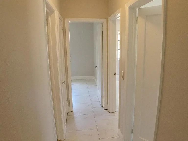 2119 Northridge Rd — Photo 8