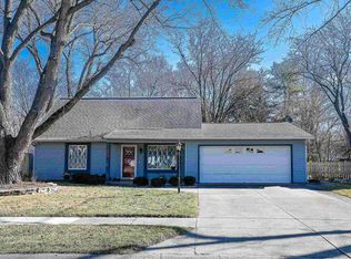 1824 Rio Vista Dr, Fort Wayne, IN 46815