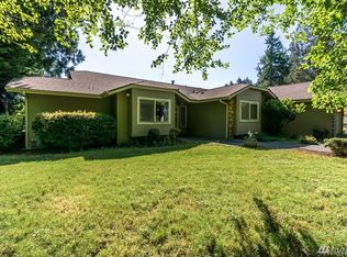 11009 Seaview Dr, Anderson Island, WA 98303