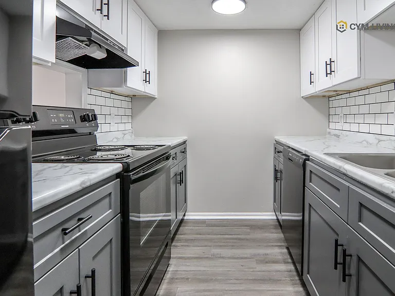 The Eclipse Apartment Homes — Photo 21