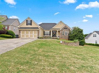 102 Colonial Cir NW, Cartersville, GA