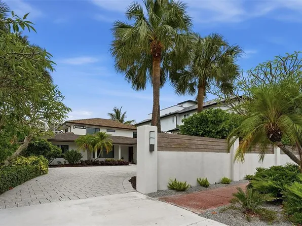 541 S Washington Dr, Sarasota, FL 34236