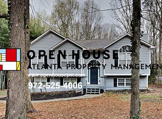 6840 Sarah Dr, Cumming, GA 30041