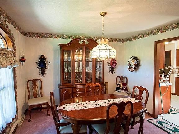 5th image of 3786 W Sweet Briar Dr