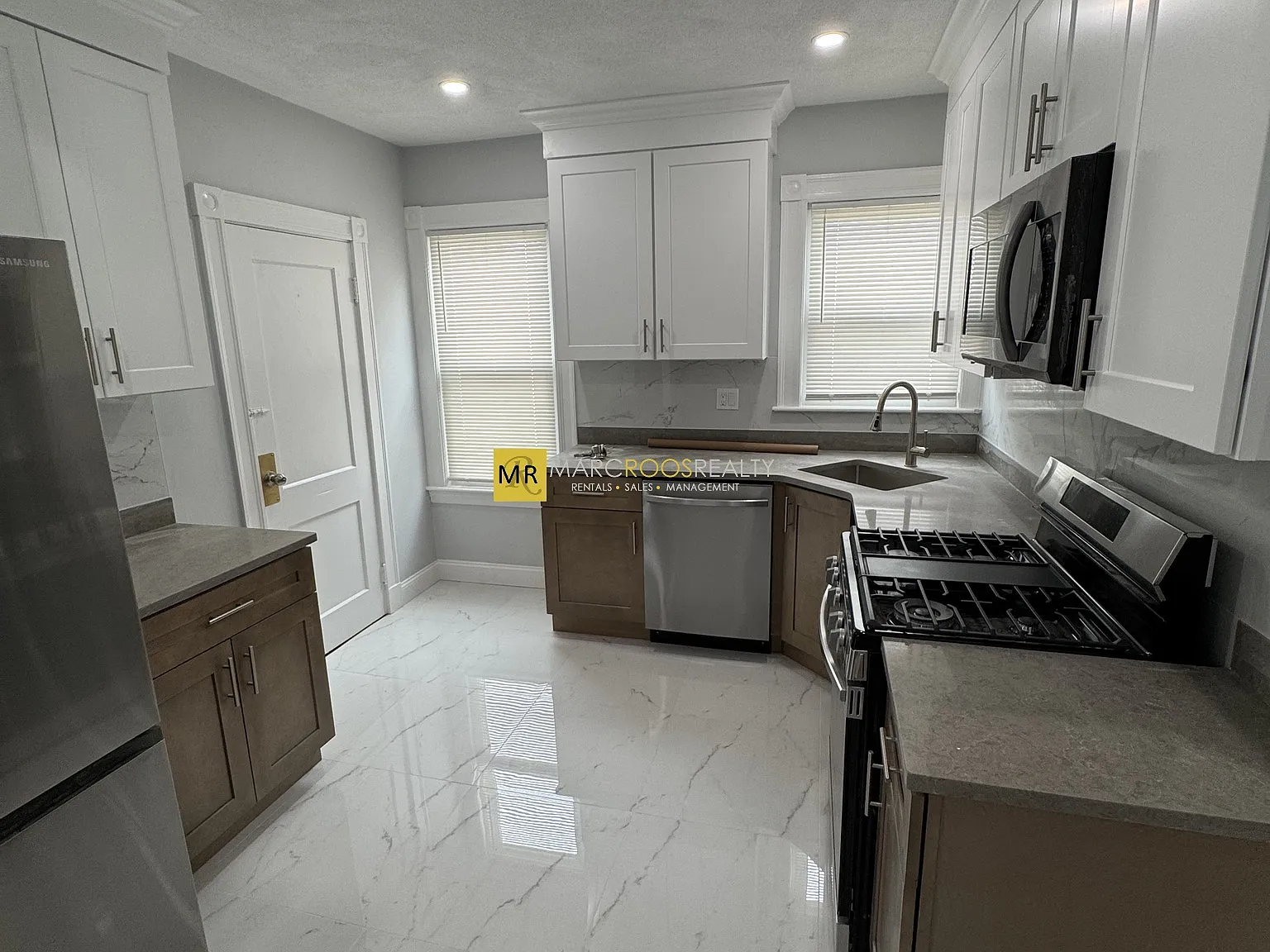 4 bed, 1100 sqft, $1,300 — Photo 1