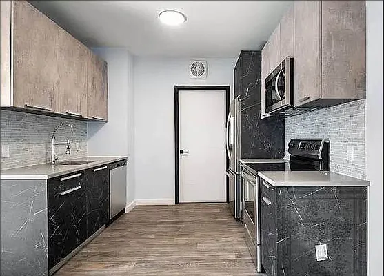 Rented by Reavis | media 2