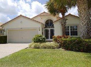 6809 Sun River Rd, Boynton Beach, FL 33437