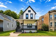 photo property thumbnail