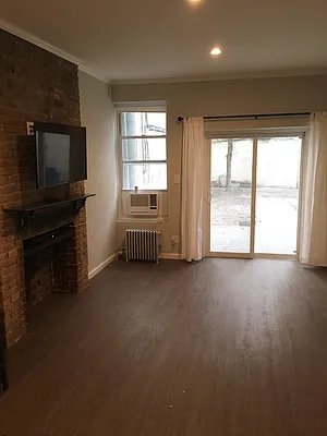 Rented by Nest Seekers International | media 8