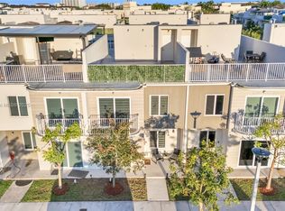 Paradise One, Homestead, FL 33032