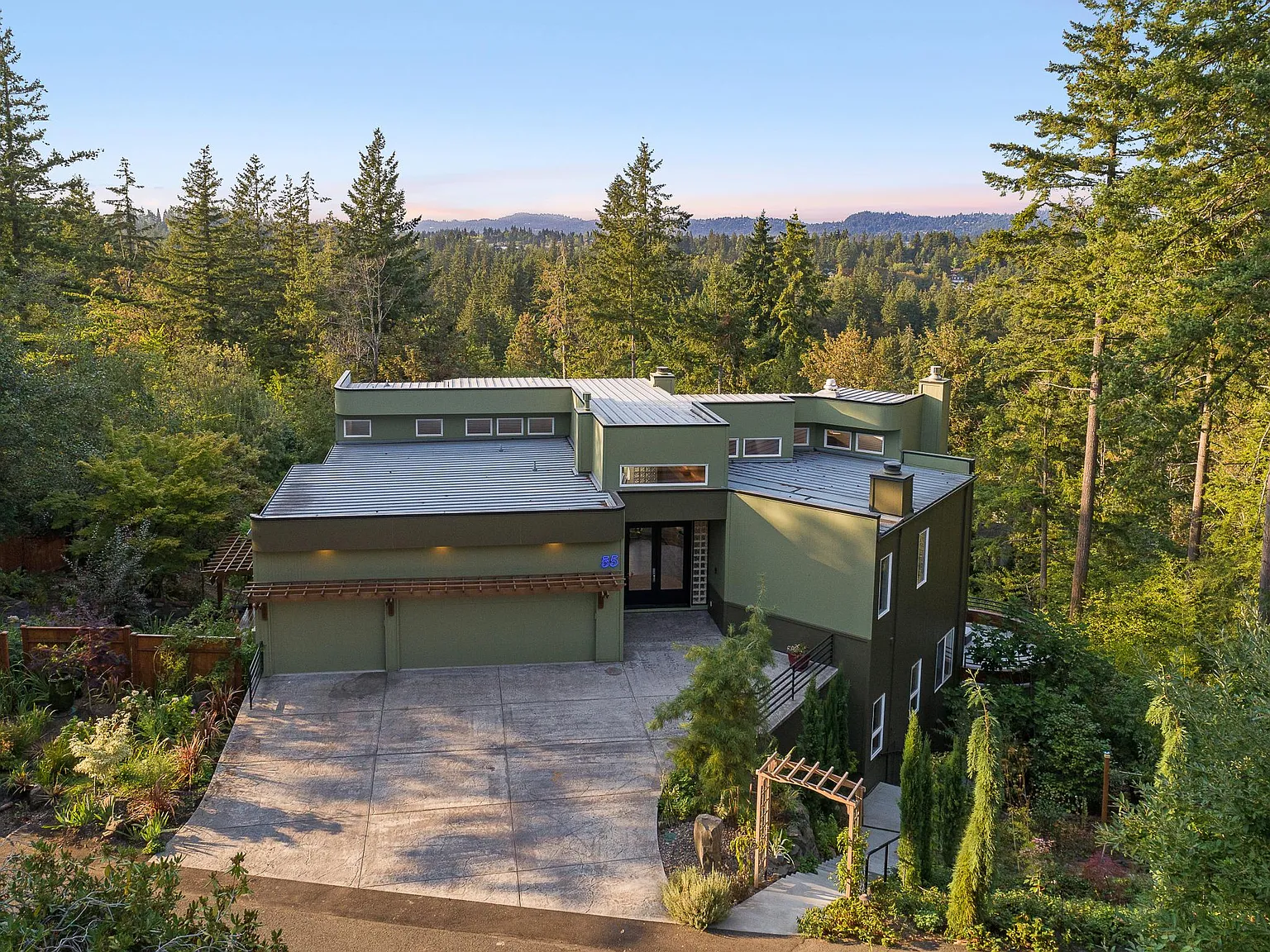 55 Eagle Crest Dr — Photo 4