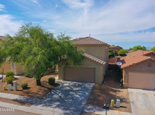 650 W Ash Ridge Dr, Green Valley, AZ 85614