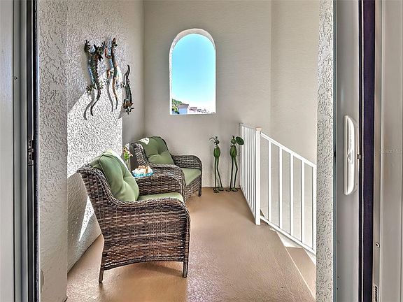 5th image of 1204 Ravinia Cir #1204