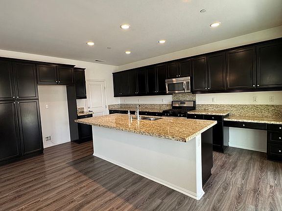 3rd image of 1867 Marquez Way